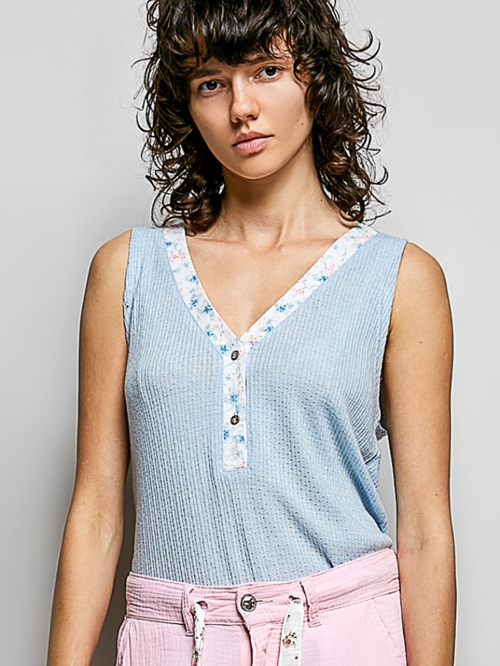 "The Chrissy" Powder Blue V-neck Textured Floral Neckband Top